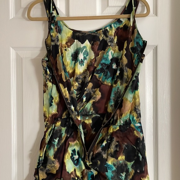 Cynthia Steffe Dress Flowers Green - Picture 8 of 11